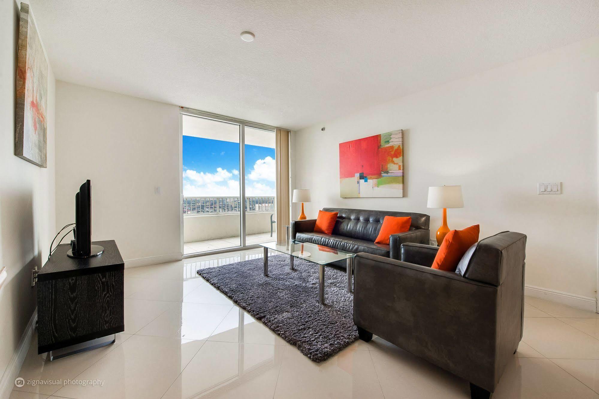 Churchill Suites Miami Brickell - One Broadway 외부 사진